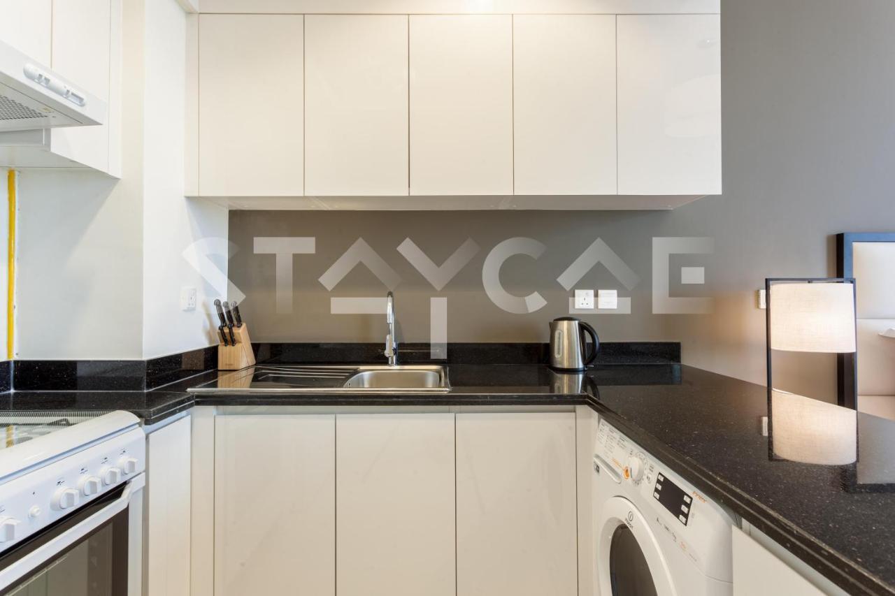 Staycae Holiday Homes - Tower 108 Дубай Экстерьер фото